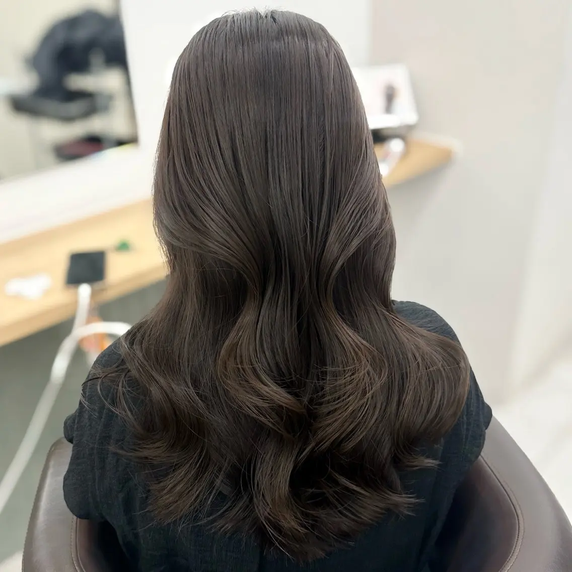 セミロング カラー カット ヘアカラー トリートメント ブリーチなし/レイヤ ー特化🌈Tommyのヘアスタイル