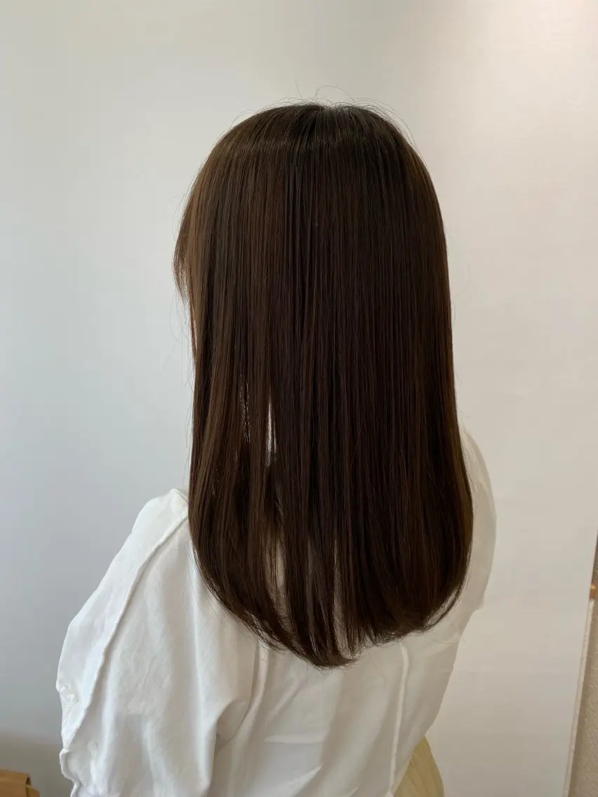 セミロング カラー ヘアカラー トリートメント 小野 眞白のヘアスタイル