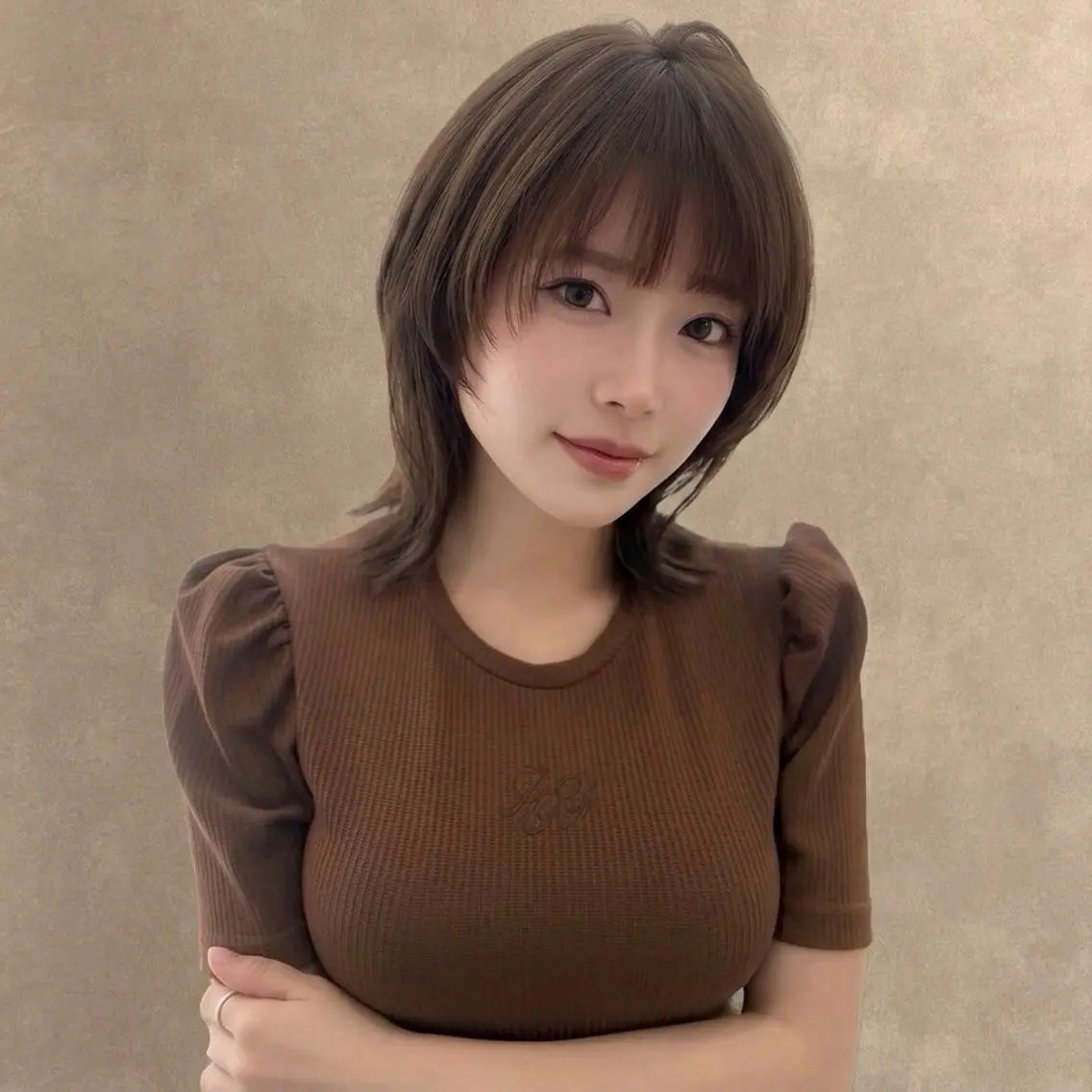 ミディアム カラー カット ヘアカラー トリートメント 髪質改善/縮毛矯正 /レイヤーカット岡部のヘアスタイル