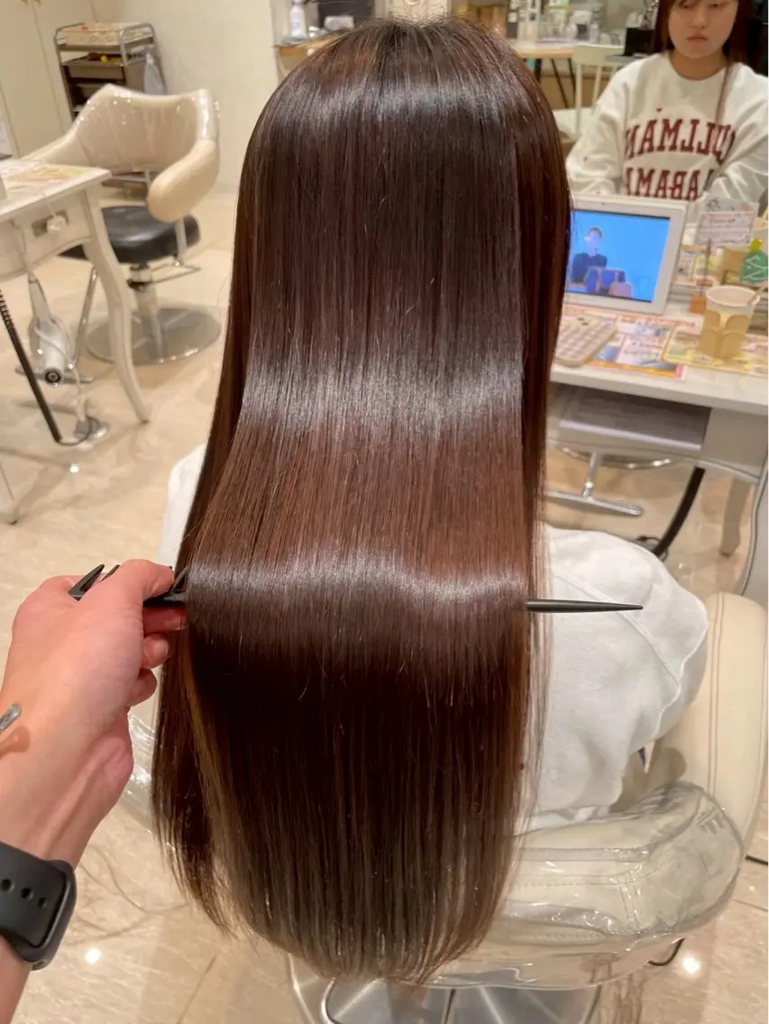 ロング カット ヘアカラー 縮毛矯正 トリートメント 艶髪/酸性ストレート /髪質改善/内村麻衣のヘアスタイル