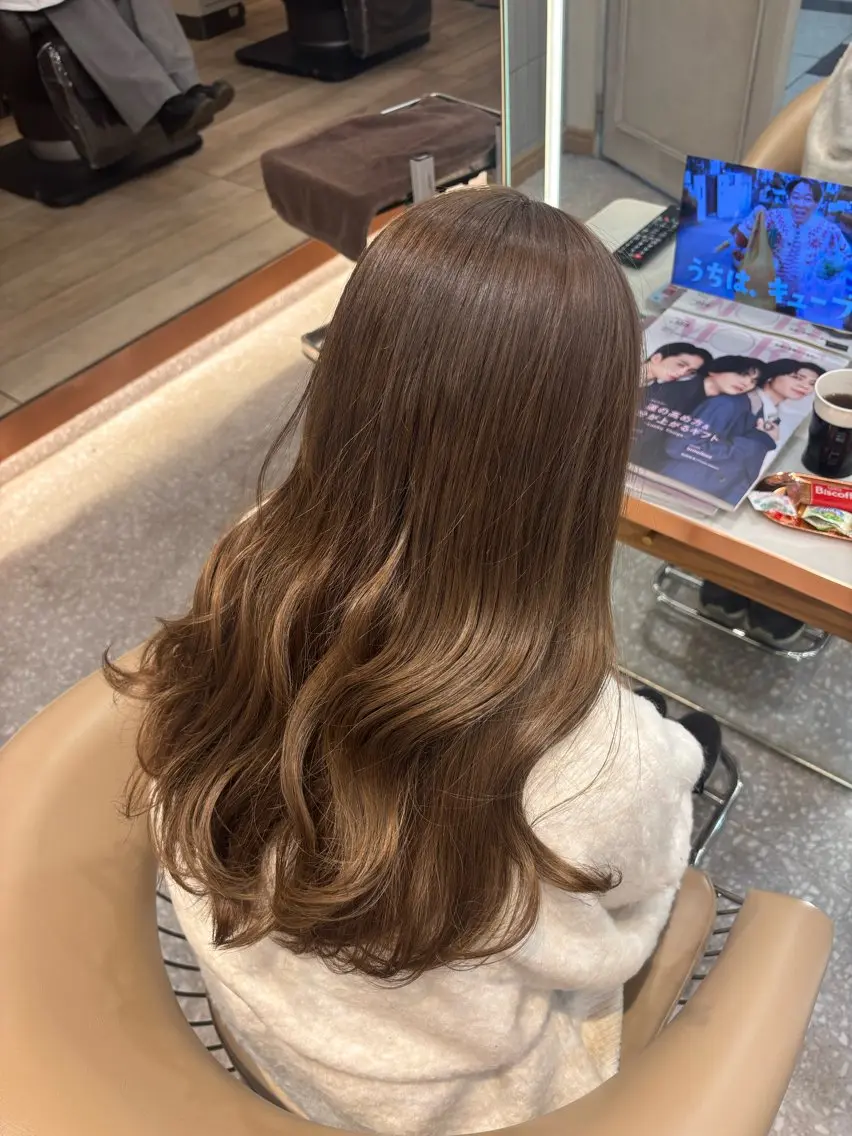 ロング カラー 梅田美容室 山崎海波のヘアスタイル