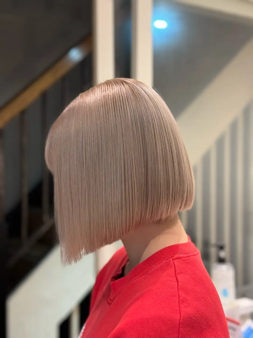 ショート カラー 🧸艶髪ハイトーン 🍪chan🍯のヘアスタイル