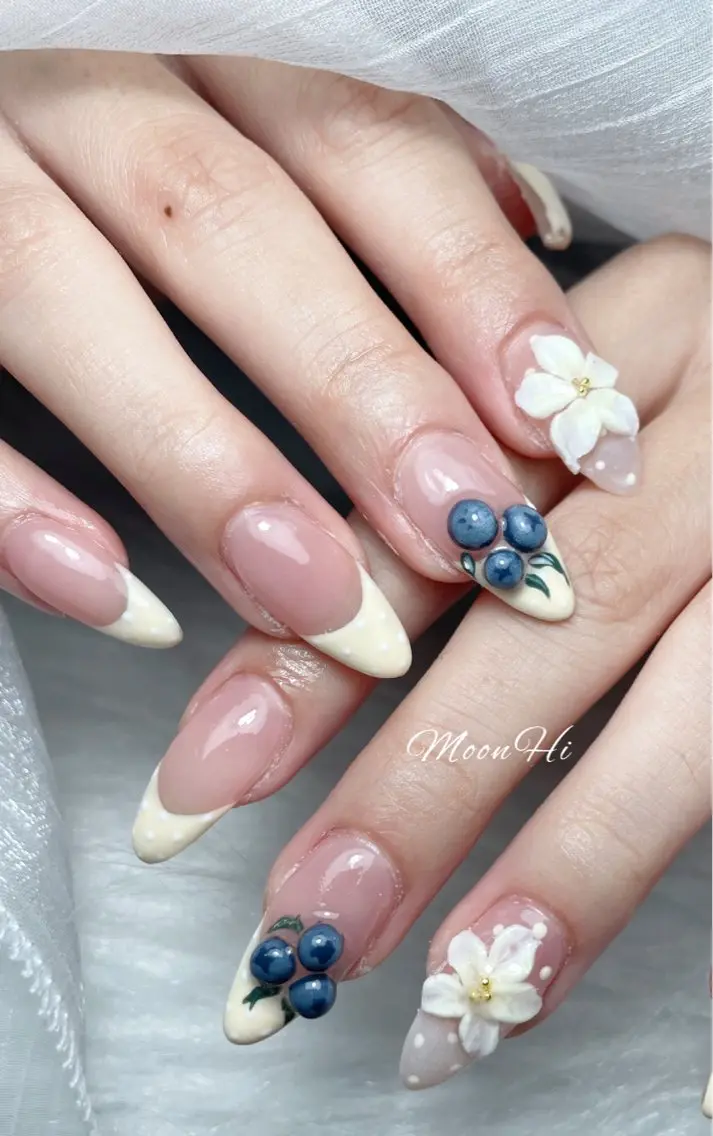 ネイル MoonHi Nail 朝霞台のネイルデザイン