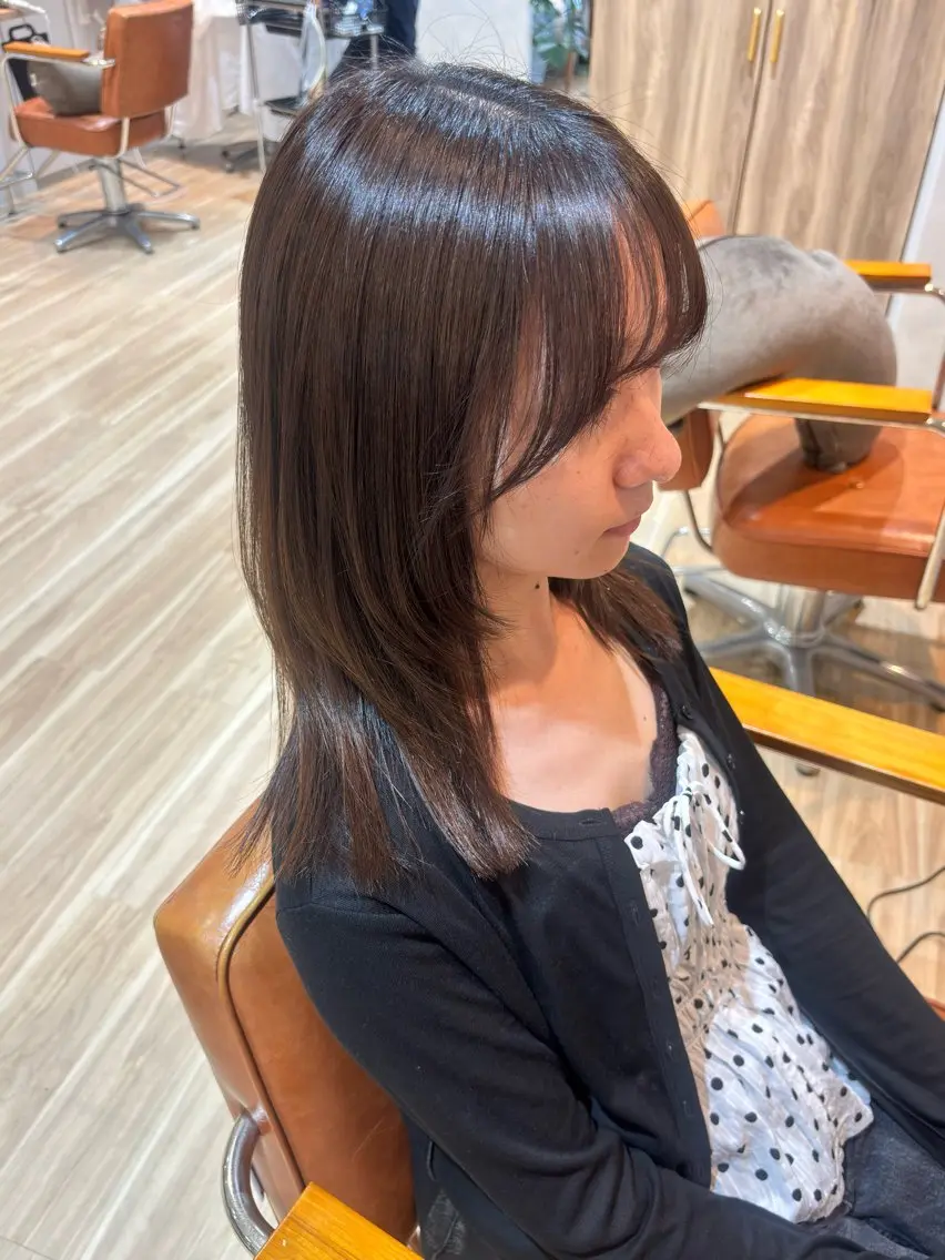 ミディアム 伊藤 愛里のヘアスタイル