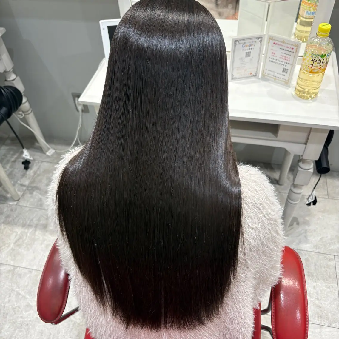 髪質改善 × 艶カラーで“美髪と透明感”を同時に叶えるコースの写真
