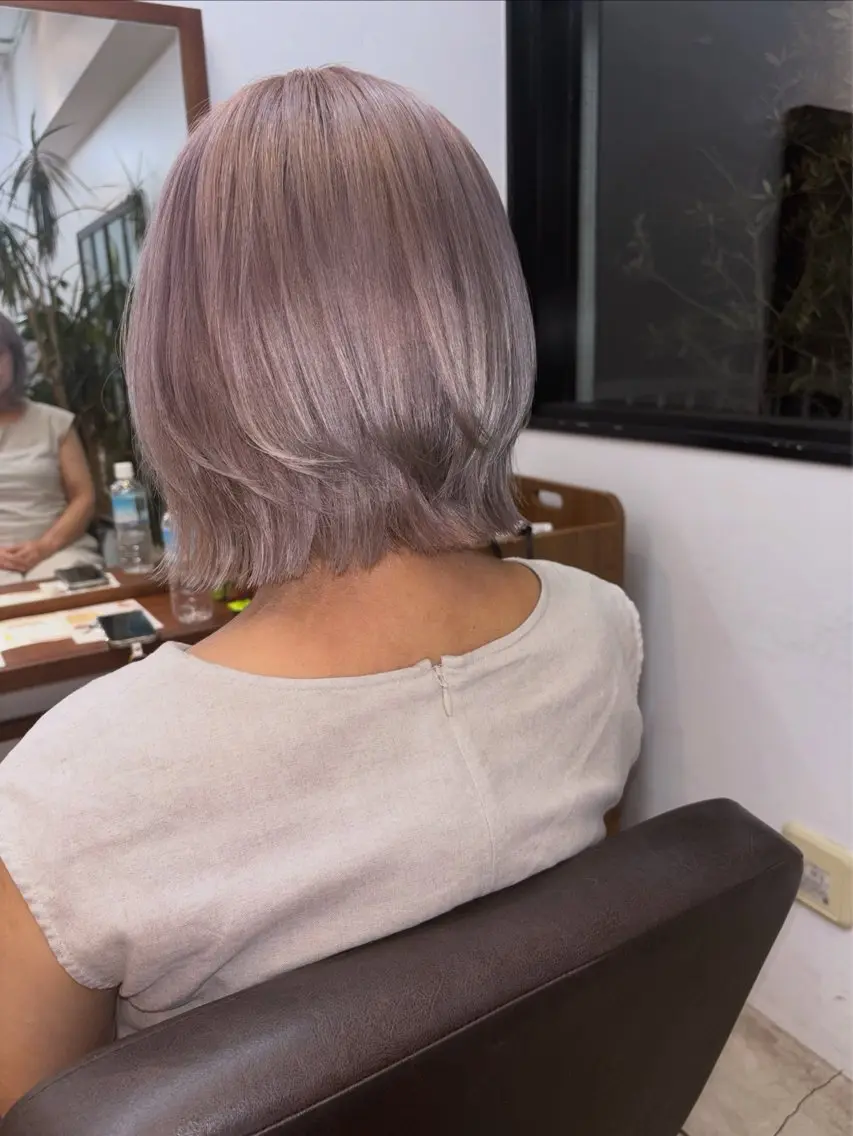 ミディアム カラー カット ヘアカラー みぞぐち じゅりのヘアスタイル