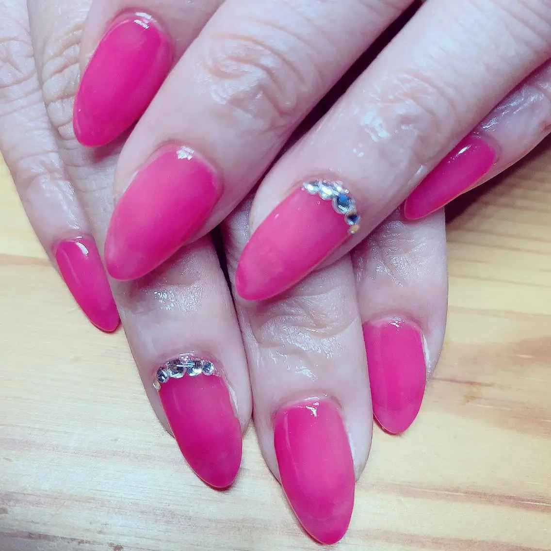 ネイル ハンドネイル フットネイル Adite nailのネイルデザイン
