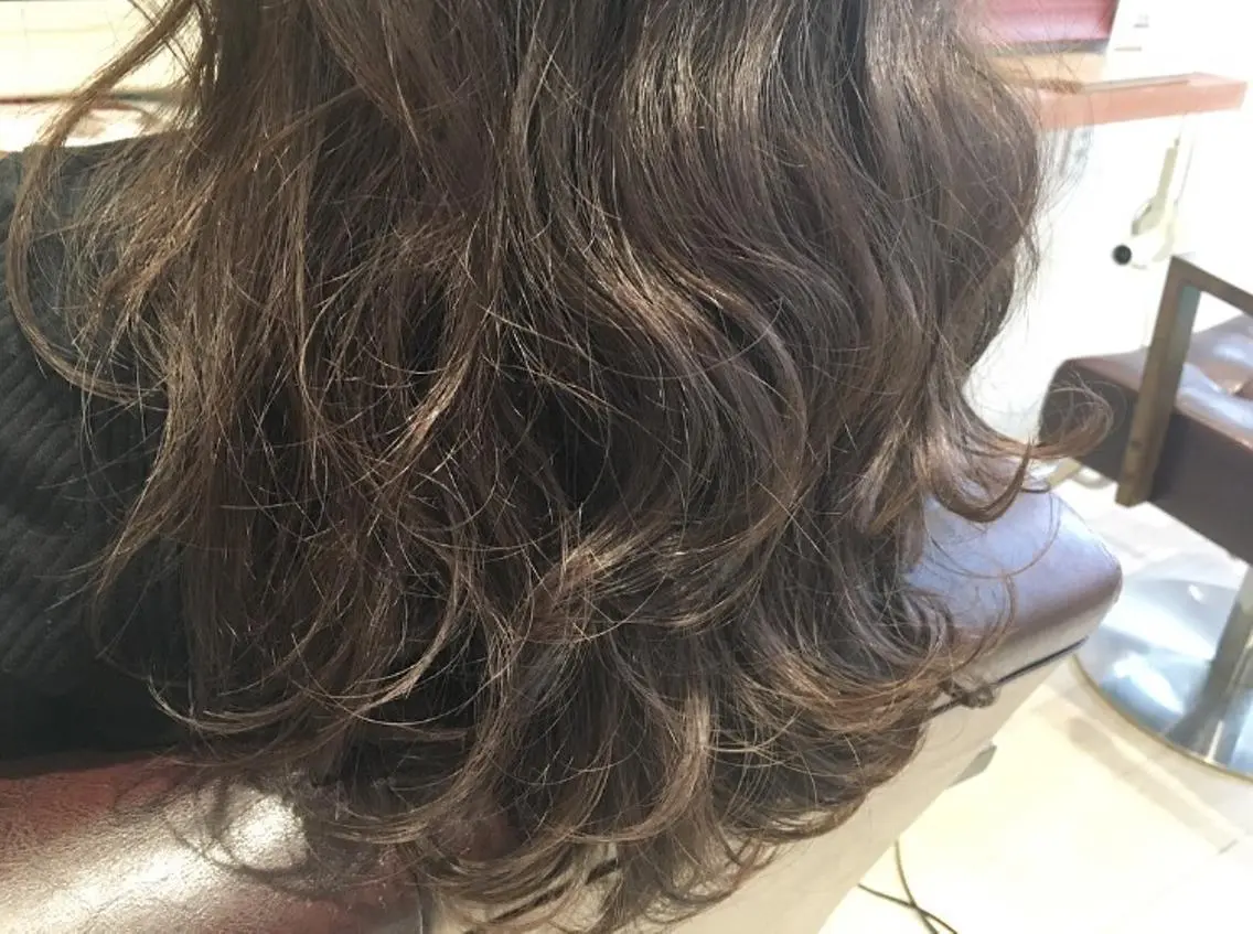 セミロング カラー nakahara madokaのヘアスタイル