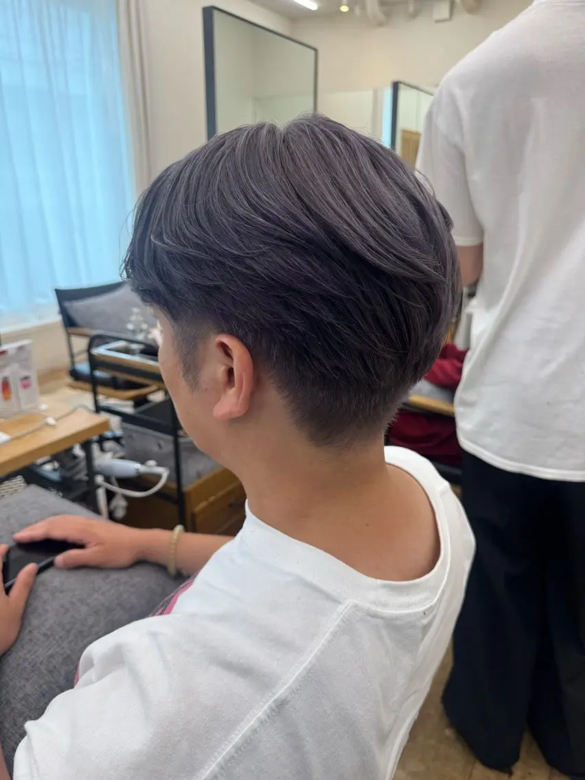 カラー メンズ ヘアカラー 山下 莉歩のヘアスタイル