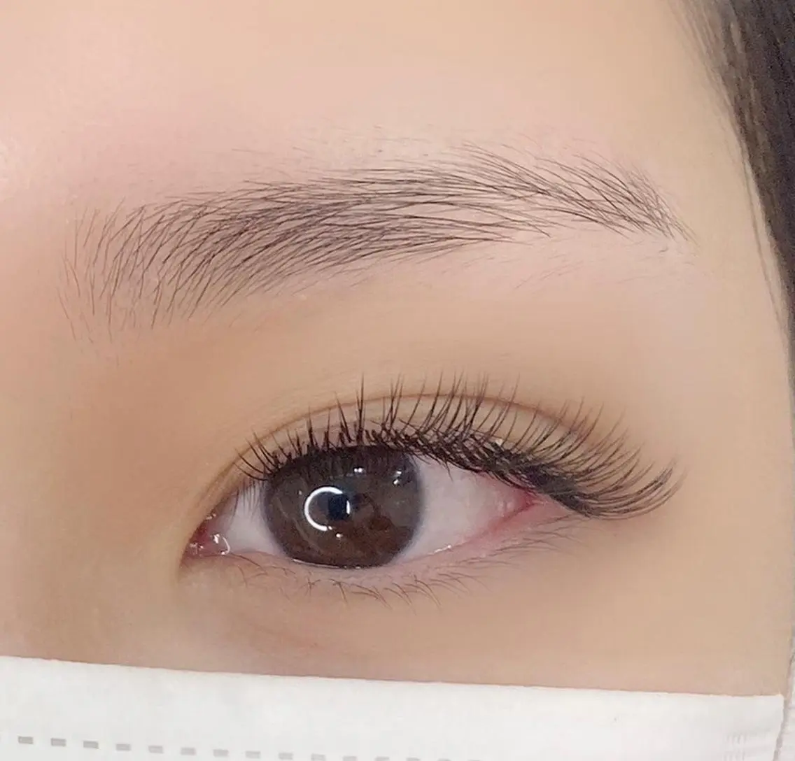 マツエク・マツパ n9　brow sumi.の眉毛・アイブロウイメージ