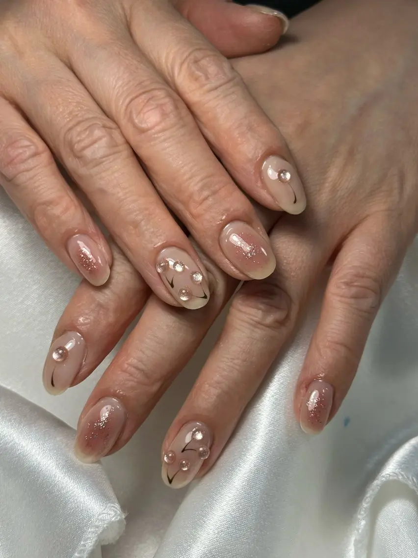 ネイル オーロラネイル フットネイル フレンチネイル ジェルネイル マグネットネイル ハンドネイル kiki nail たまプラーザのネイルデザイン