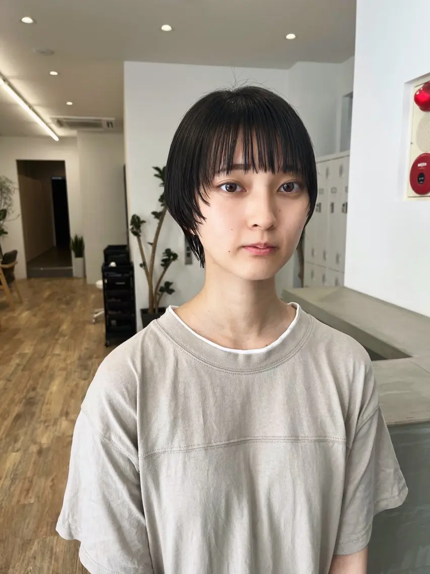 ショート 顔まわりレイヤー レイヤーカット ショートヘア ⭐️ショートの匠⭐️ Say.岩井のヘアスタイル