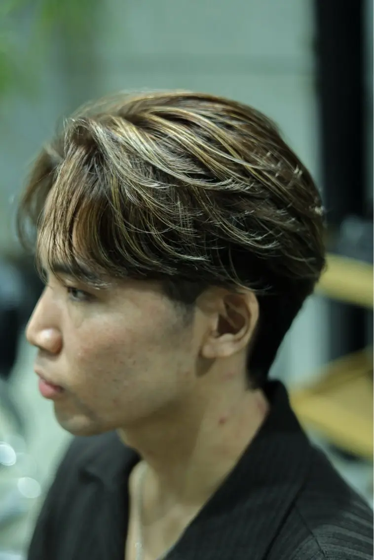 ショート ヘアカラー 村田 健のヘアスタイル