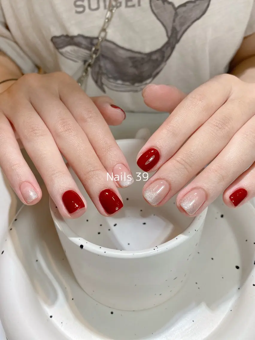 ネイル アートネイル フレンチネイル マグネットネイル ミラーネイル 持ち込み ハンドネイル ハンドケア Nails 39のネイルデザイン