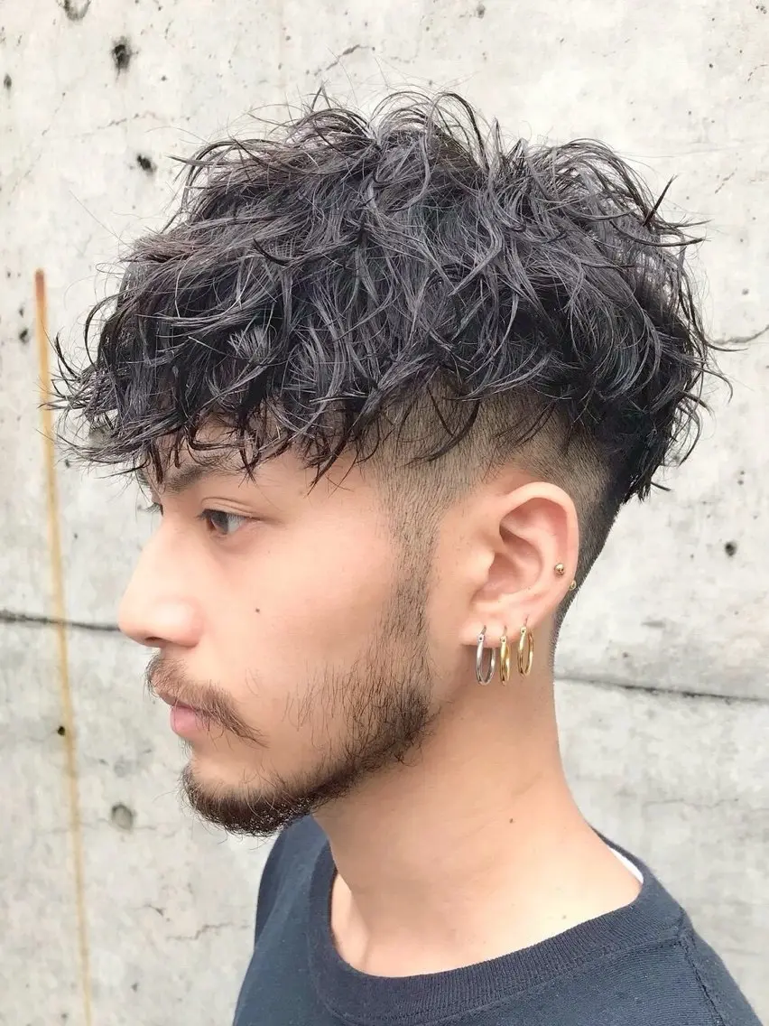パーマ 都築 宏哉のヘアスタイル