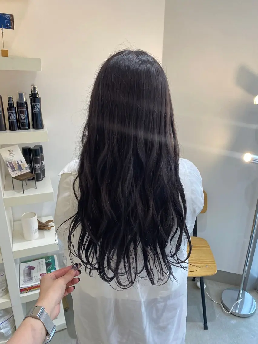 ロング カラー 堀越 美羽のヘアスタイル