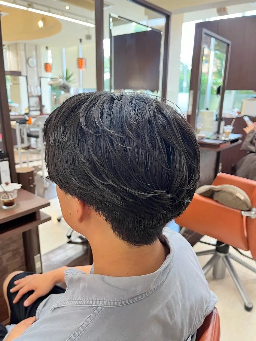 ショート パーマ メンズ センターパート メンズパーマ ニュアンスパーマ 🧊メンズ特化🧊 高木航希のヘアスタイル
