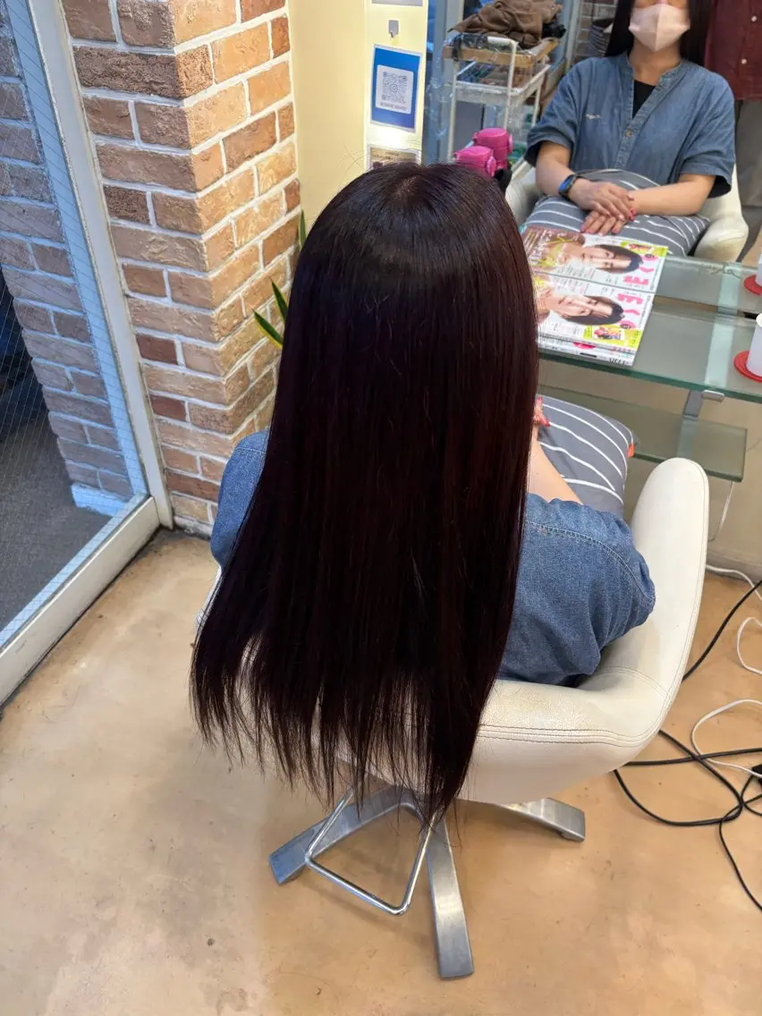 ロング ヘアカラー ponterosso はなのヘアスタイル