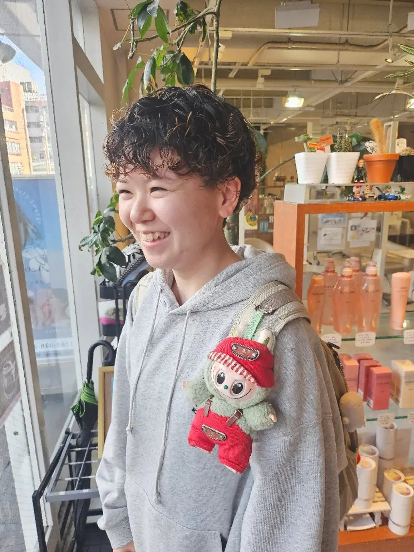 ショート ショートヘア カット パーマ 岡田 奈々のヘアスタイル