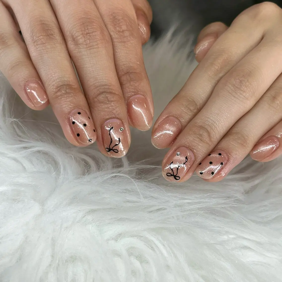 ネイル ハンドネイル VIERU YURIのネイルデザイン