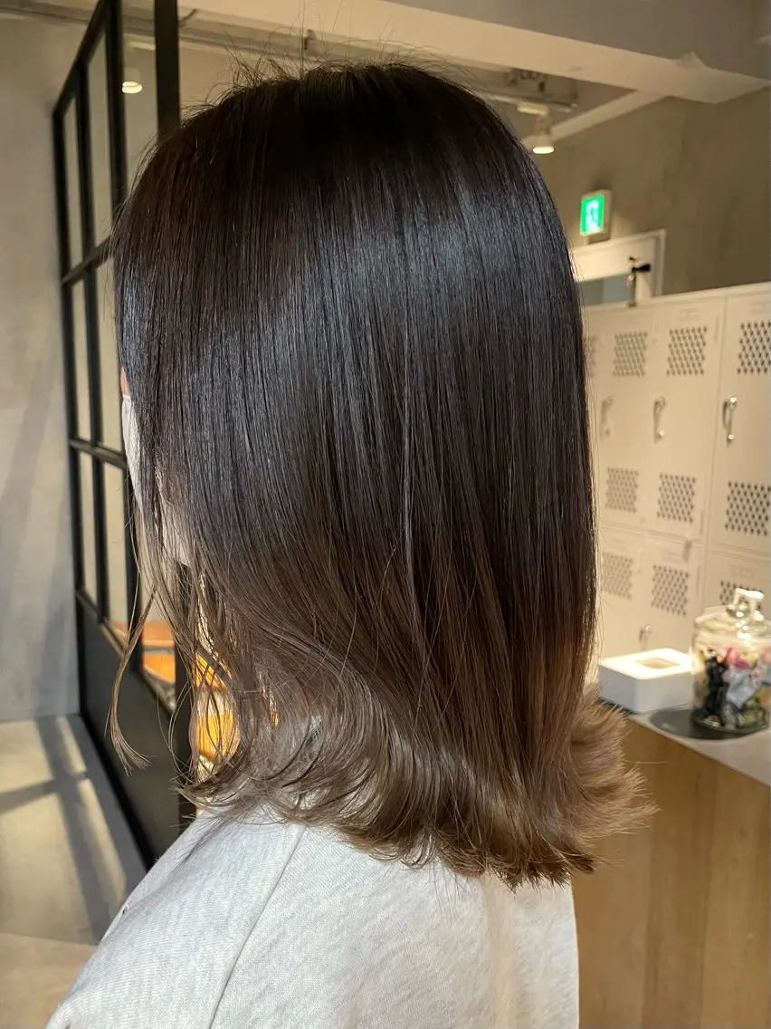 セミロング 砂川 渉 elima byのヘアスタイル