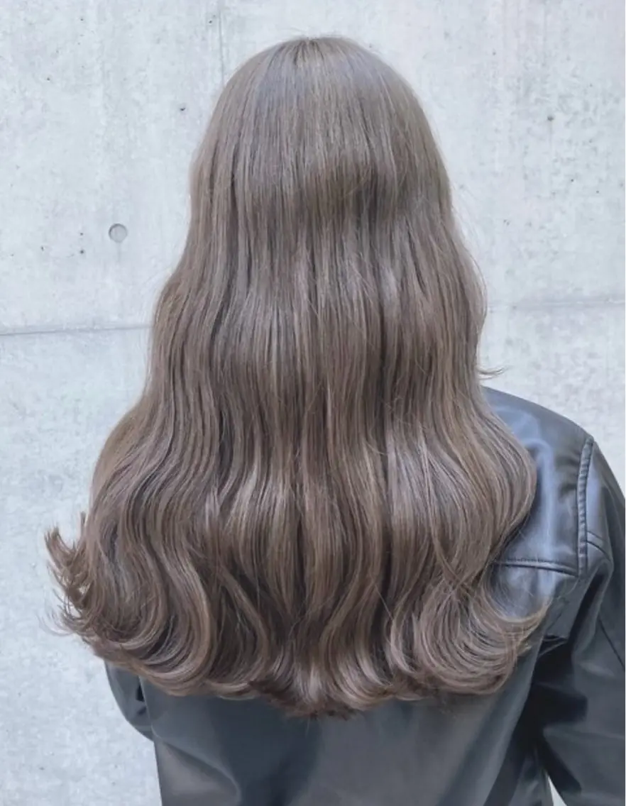 ロング ヘアカラー トリートメント モテ艶🪄ベージュ カラー🧸RUKAのヘアスタイル