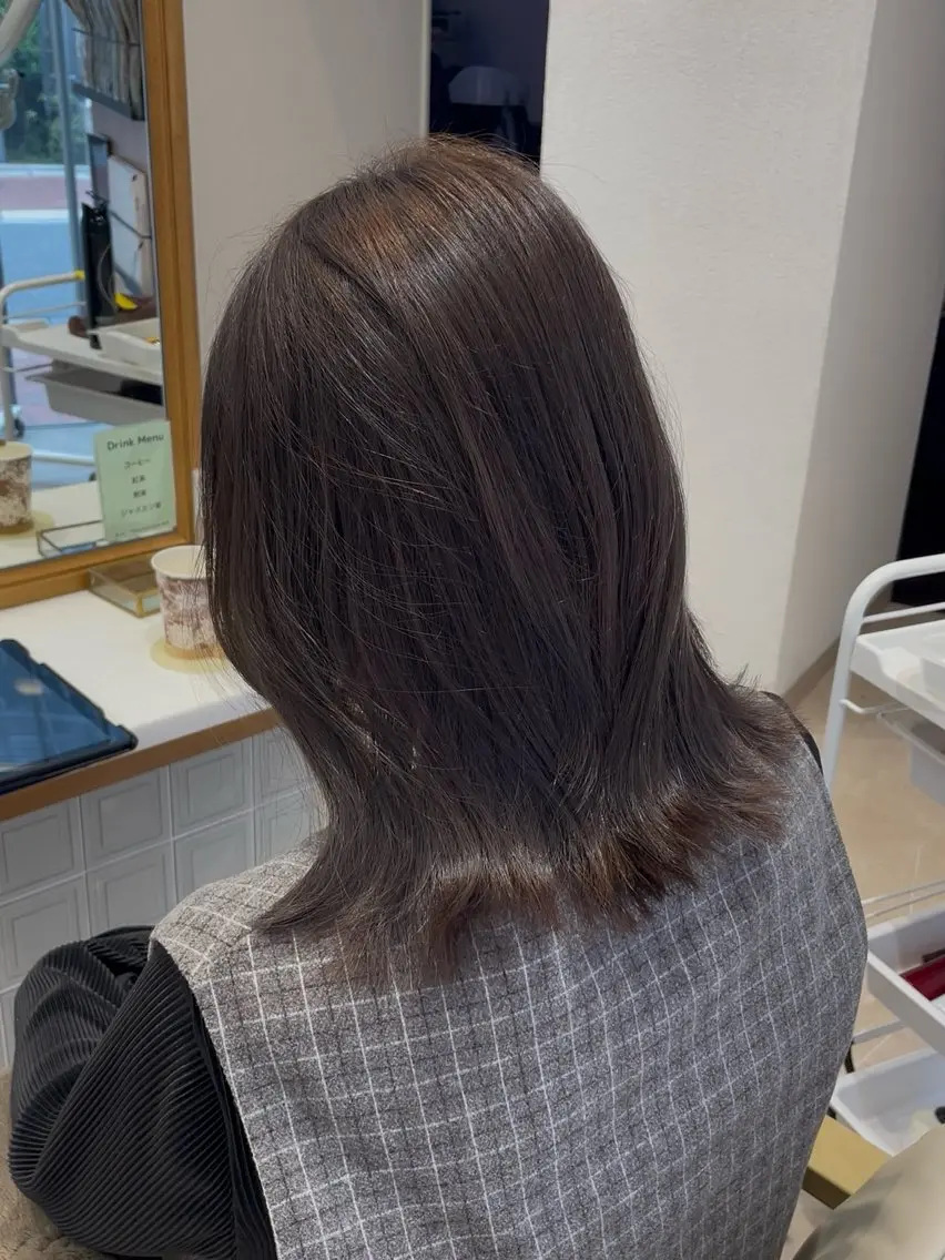 ミディアム ヘアカラー トリートメント 髪質改善ケア/透明感 カラー伊藤 千尋のヘアスタイル