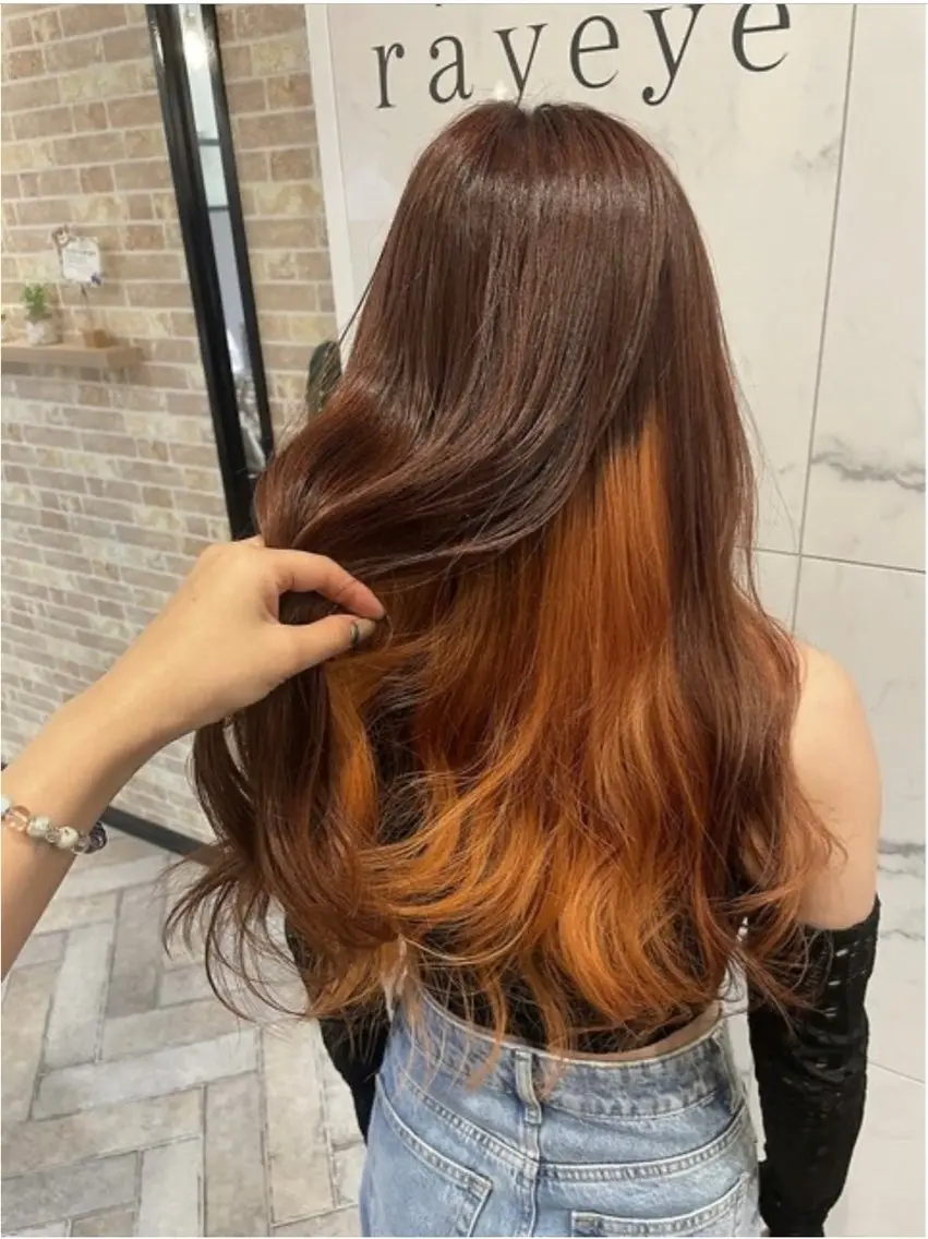 ロング カラー ブラウンカラー インナーカラー オレンジ ヘアカラー Mika/ SOiL岡崎のヘアスタイル