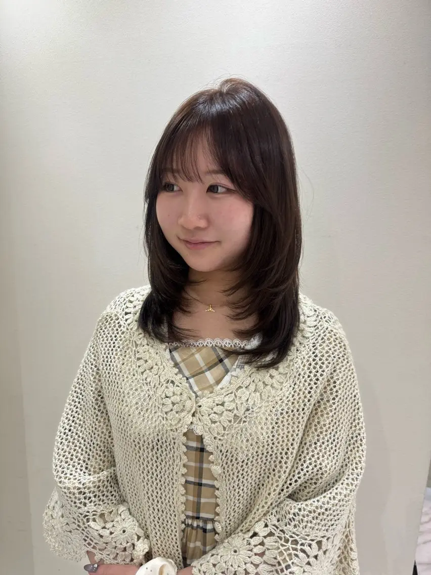 ミディアム カラー 透明感カラー レイヤーカット カット ヘアカラー 髪質改善🫧 カラー特化/Hinaのヘアスタイル