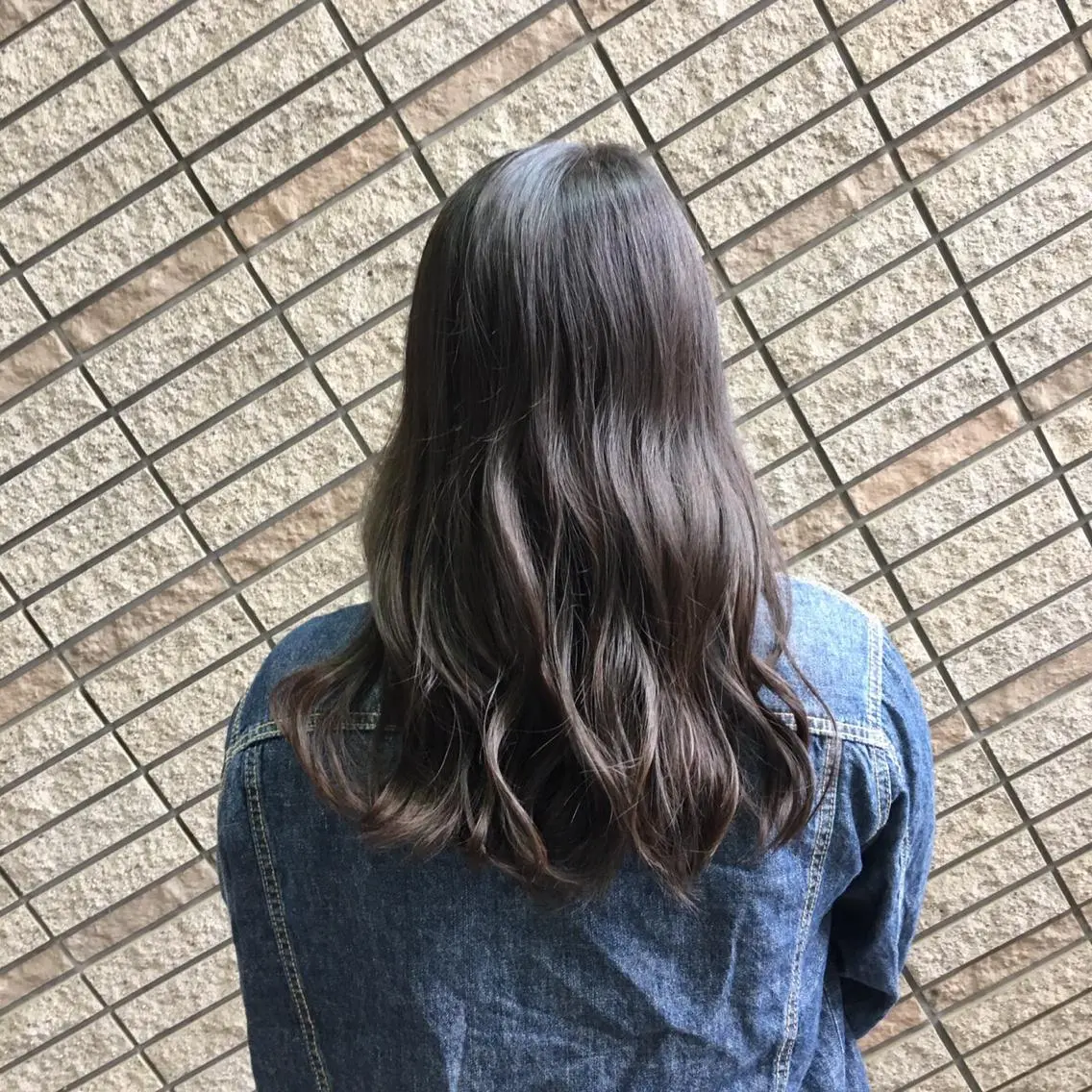 セミロング ハイライト 大山 晃介のヘアスタイル