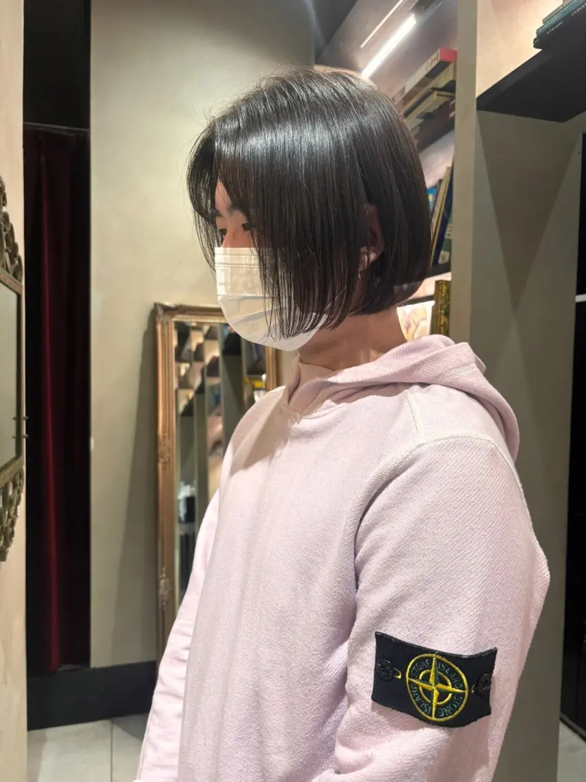 ショート ボブ カット ⠀ リコのヘアスタイル