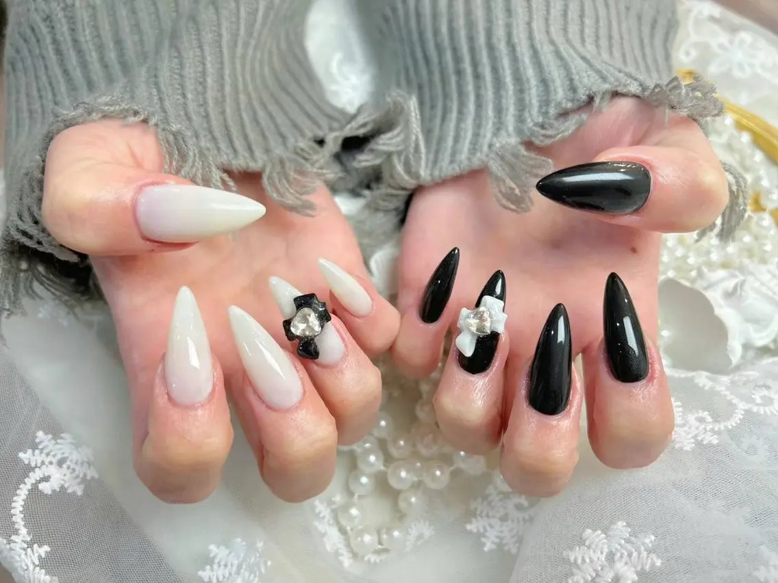 ネイル アートネイル フラワーネイル フットネイル ジェルネイル マグネットネイル Babarla Nailのネイルデザイン