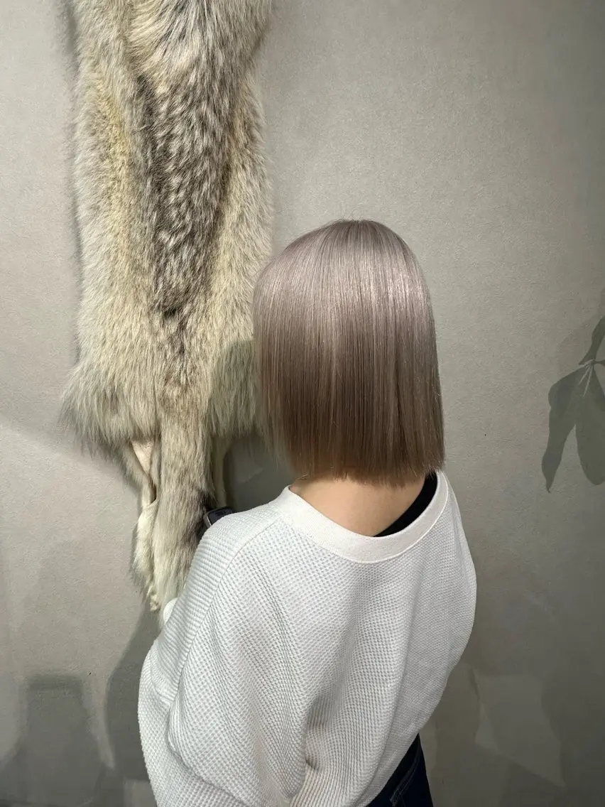 ダブルカラー　ブリーチ込みの写真