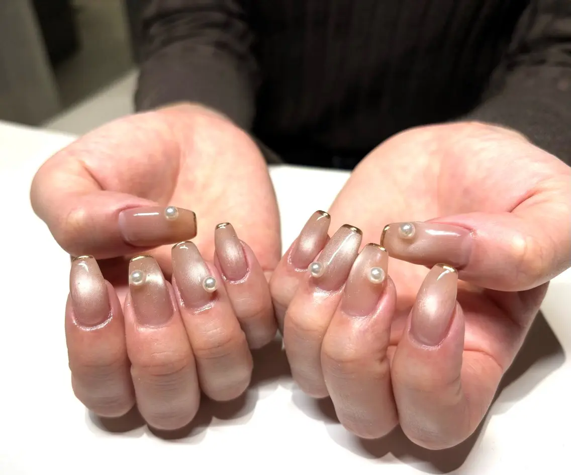 ネイル マグネットネイル Nailsalon Puttiのネイルデザイン