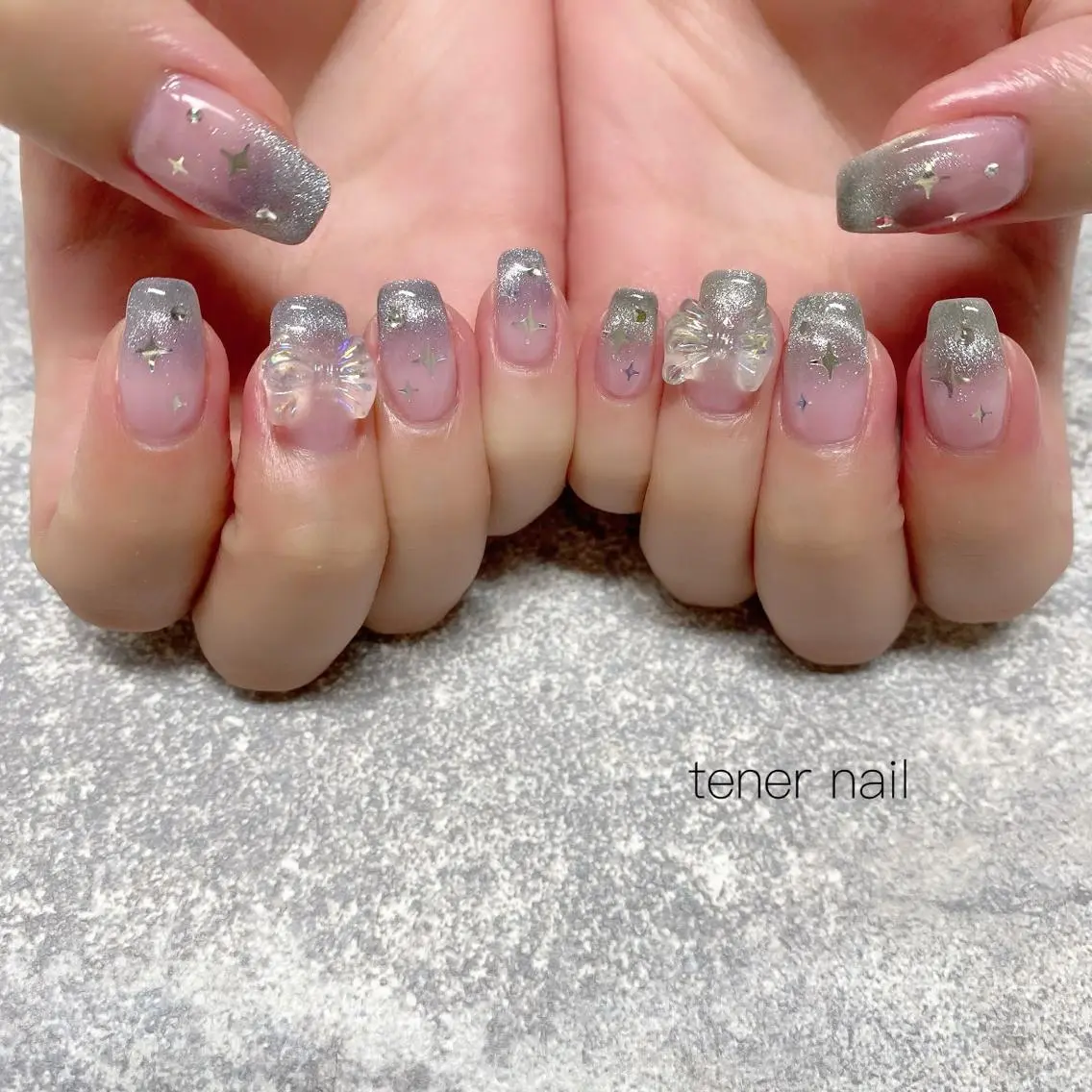 ネイル オーロラネイル グラデーション マグネットネイル リボン テネルネイル tener nailのネイルデザイン