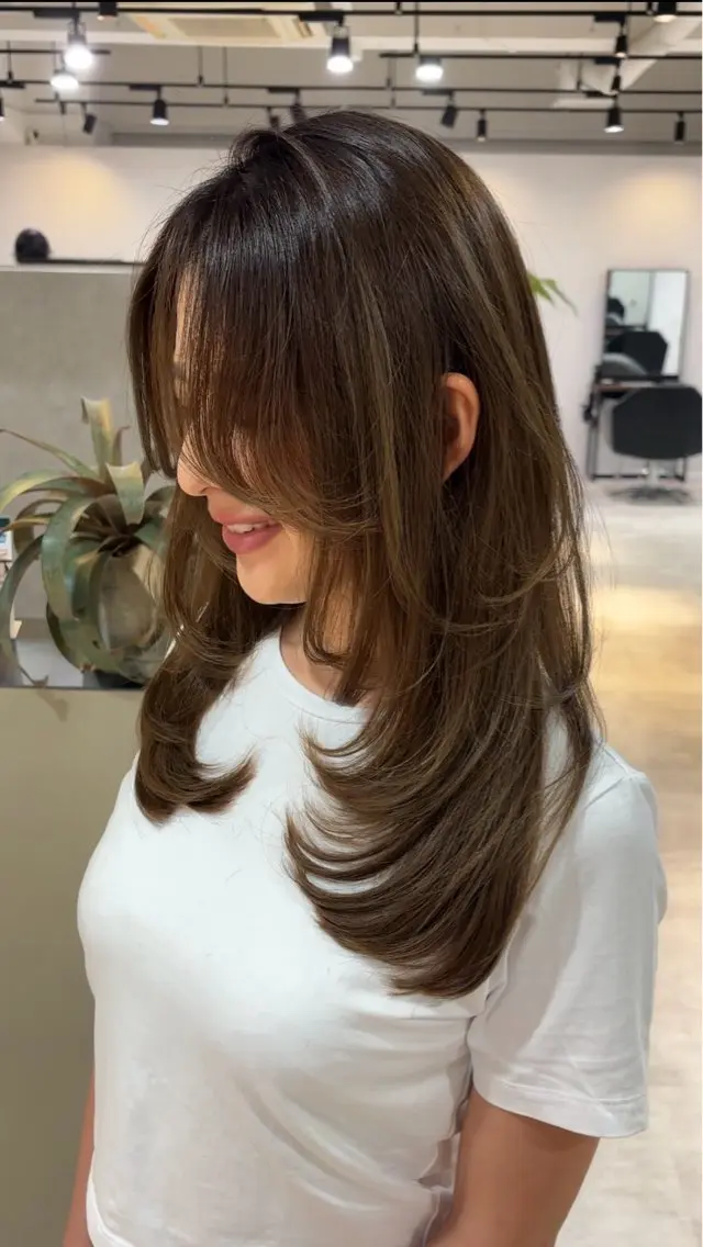 ロング カット 心斎橋/海外レイヤー 募集中三好玲奈のヘアスタイル