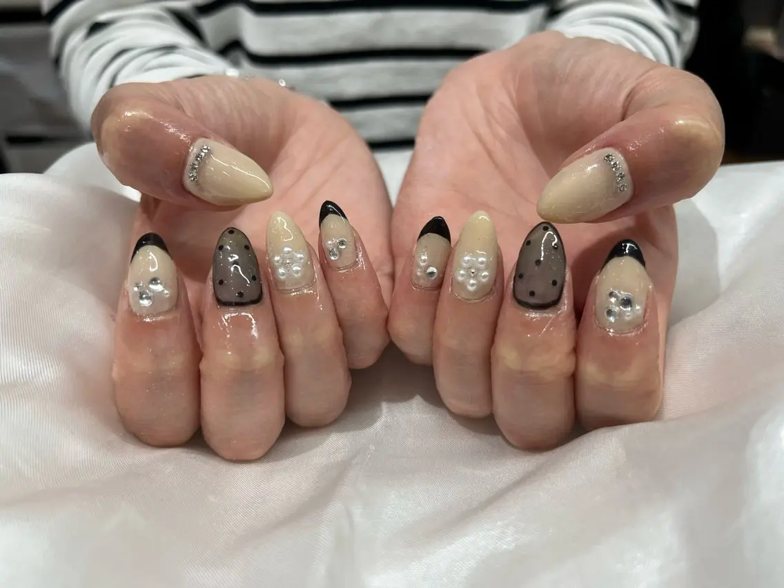ネイル ドット ハンドネイル Nail ecxia ／Reikaのネイルデザイン