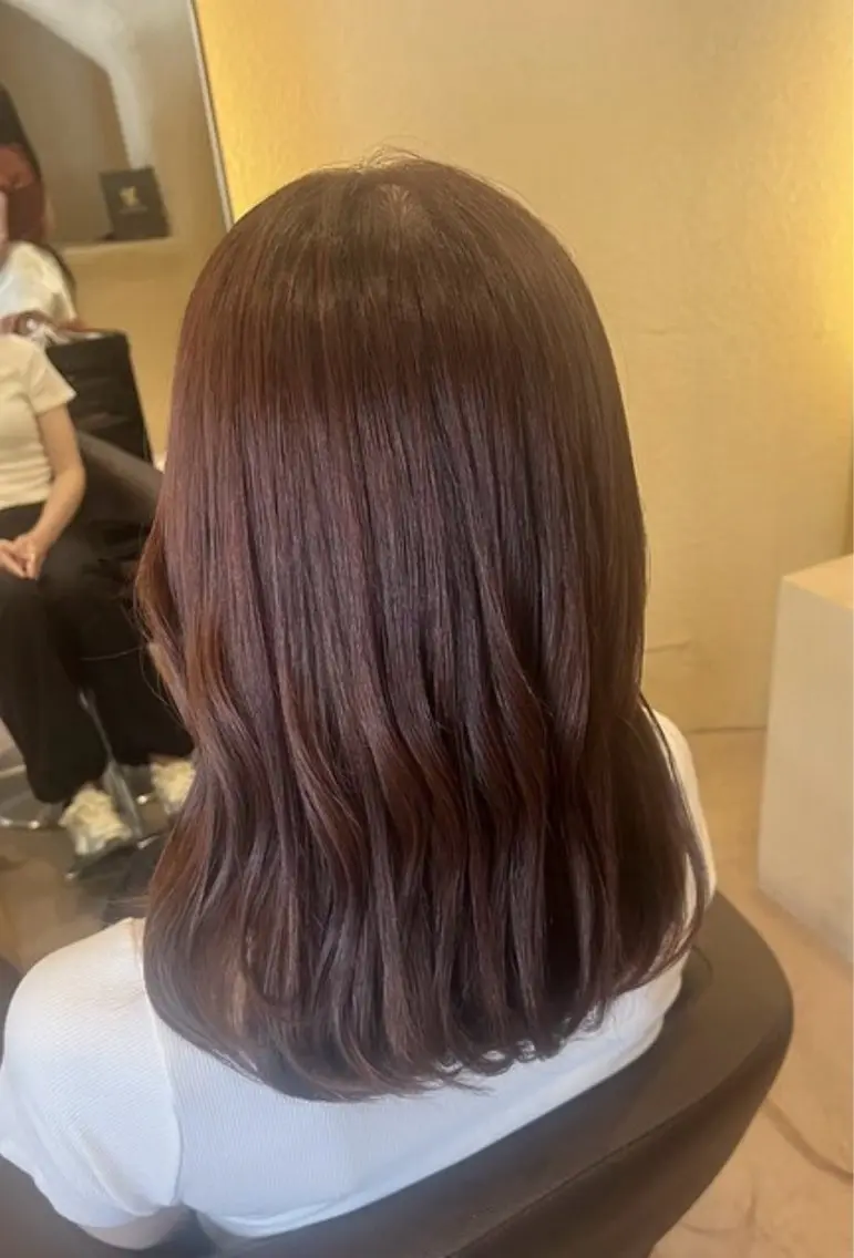 セミロング ヘアカラー トリートメント 近藤 七海のヘアスタイル