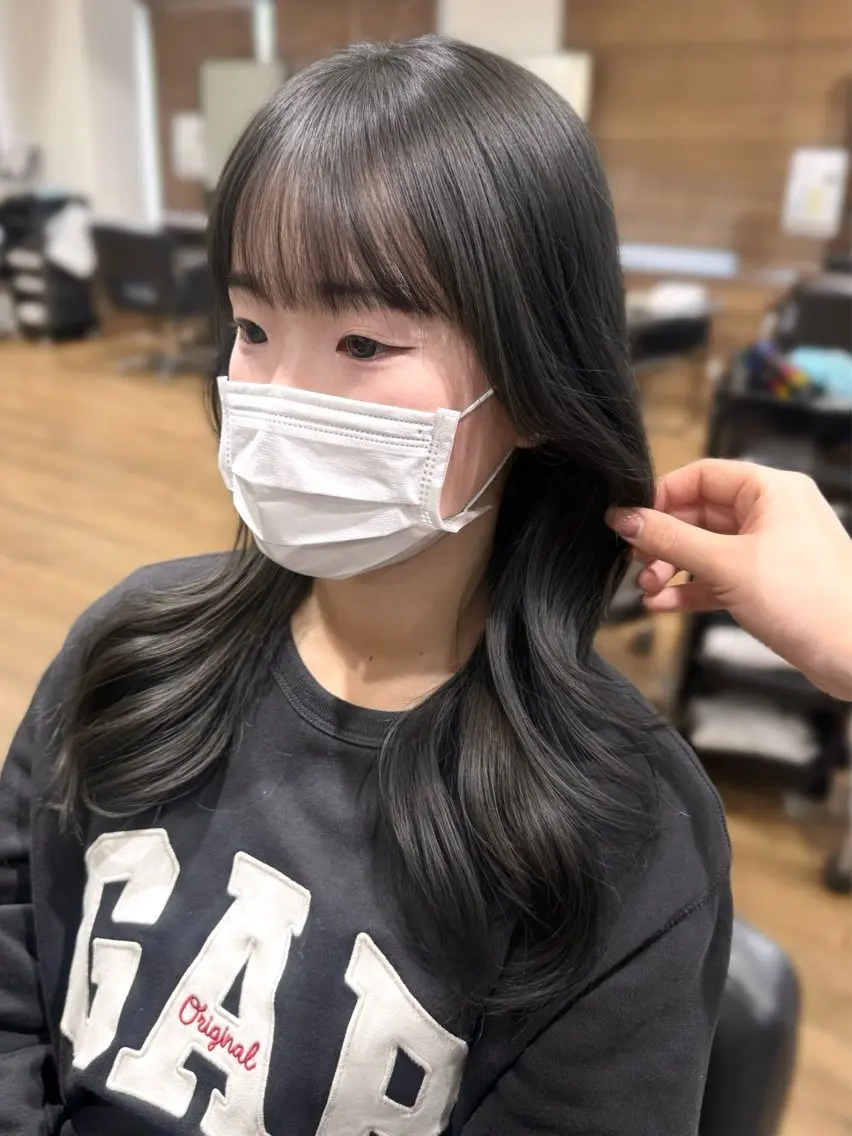 セミロング 石井 陽海のヘアスタイル