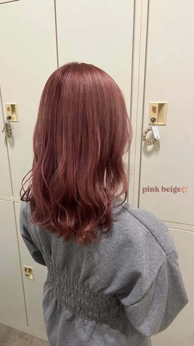 カラー だいこく ななかのヘアスタイル