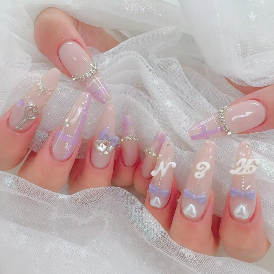 ロング ハンドネイル CHOnail 道玄坂のネイルデザイン
