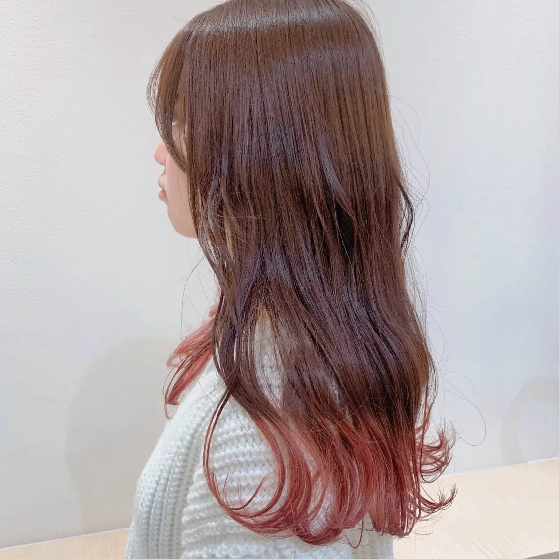 セミロング カラー ヘアアレンジ ピンクカラー パーマ/暖色/ボブ イワタテ🇰🇷のヘアスタイル