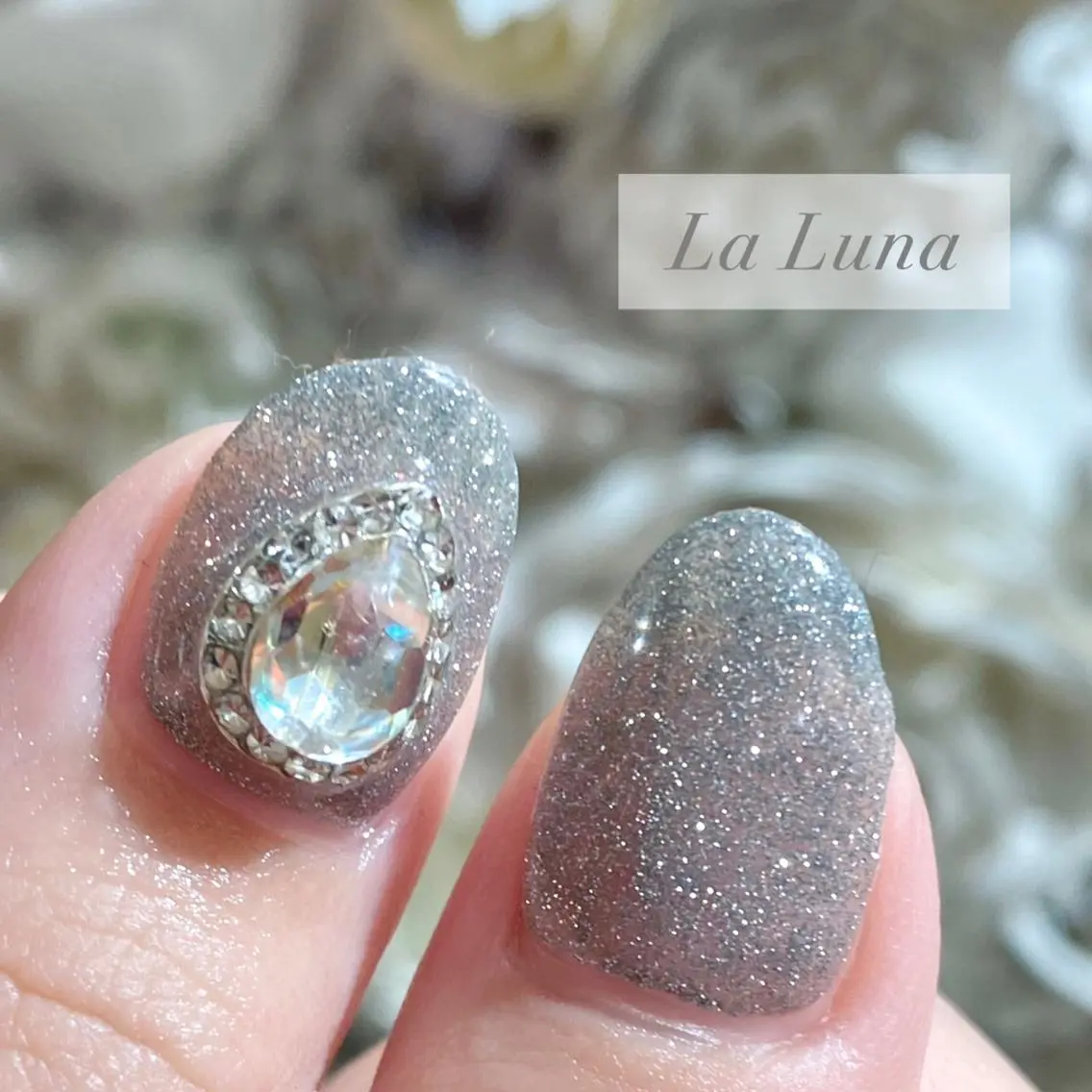 ネイル ストーンネイル LaLuna🌙 Natsukiのネイルデザイン