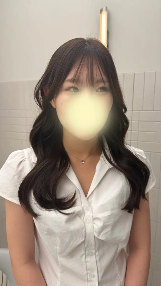 ロング 韓国風ヘア ヘアカラー サキ🇰🇷 /立川 韓国/透明感/艶髪のヘアスタイル