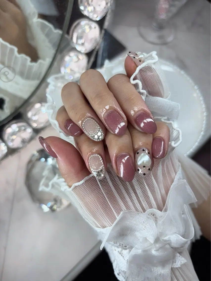 ネイル 24時まで❤︎韓国、 ワンホンネイルのネイルデザイン