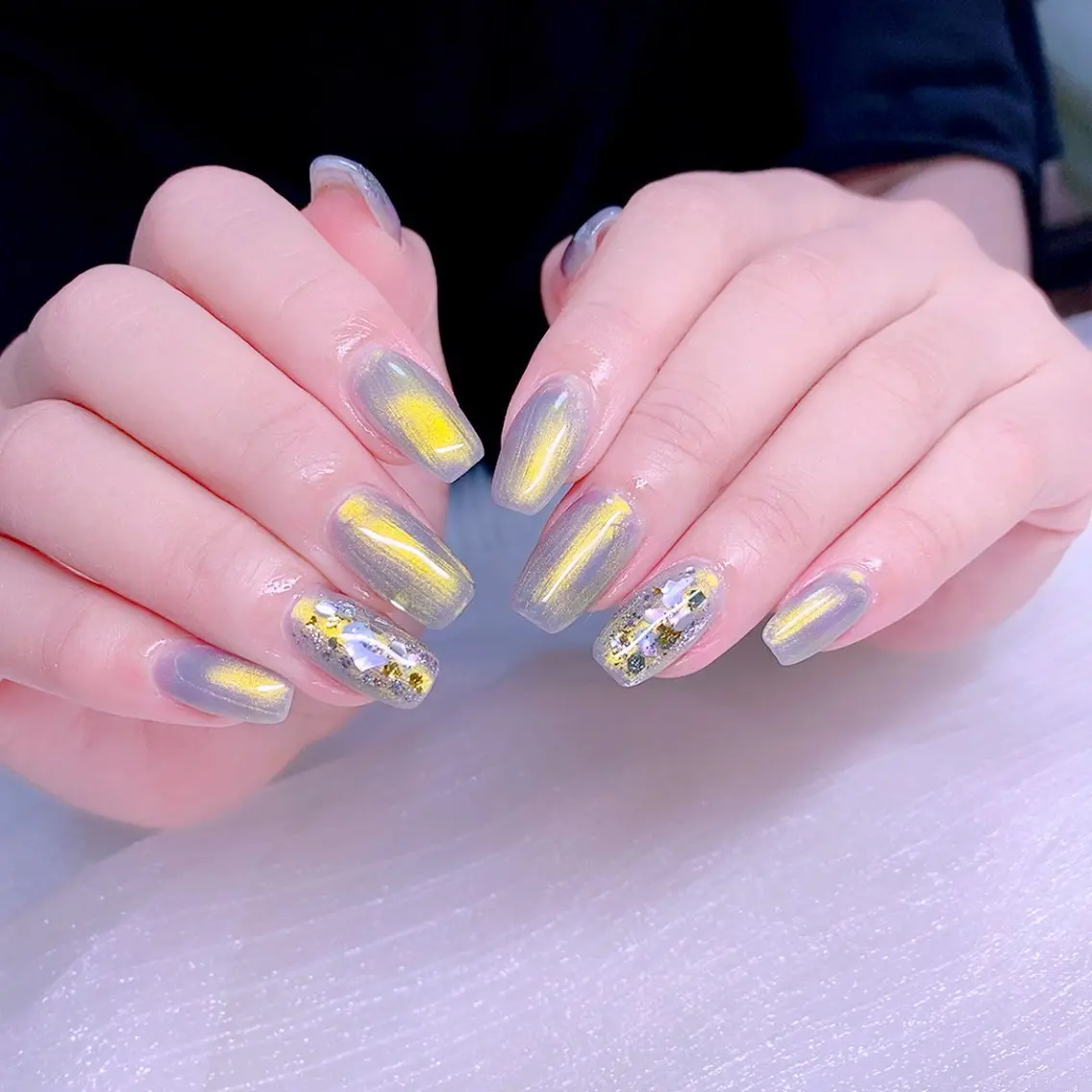 ネイル ニュアンスネイル オフィスネイル シンプルネイル スクエアネイル Nail Yunaのネイルデザイン