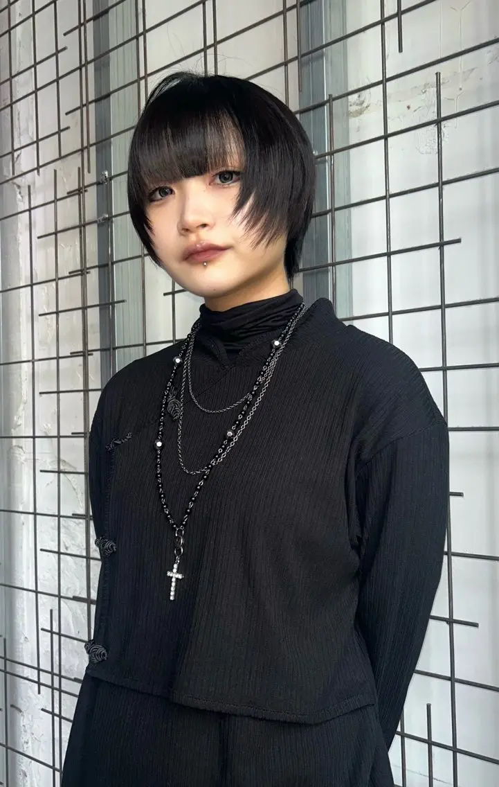 ショート カット トリートメント MAAI/ぱつっと ボブ/シールエクステのヘアスタイル