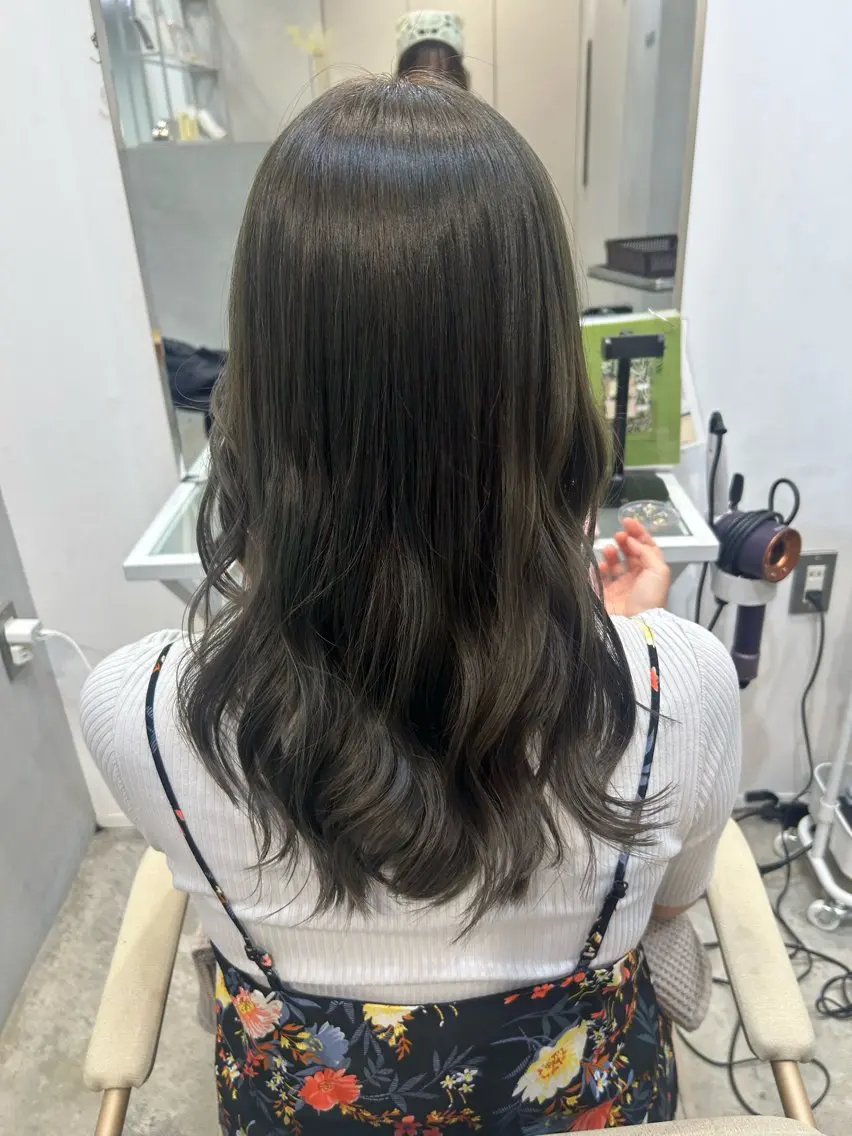 ロング ヘアカラー ワタナベ ユウナ/渋谷/カラーのヘアスタイル