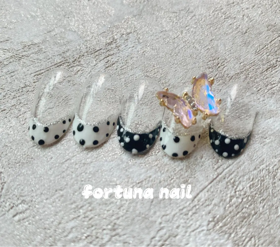 ネイル Nail •Head スパFortunaのネイルデザイン