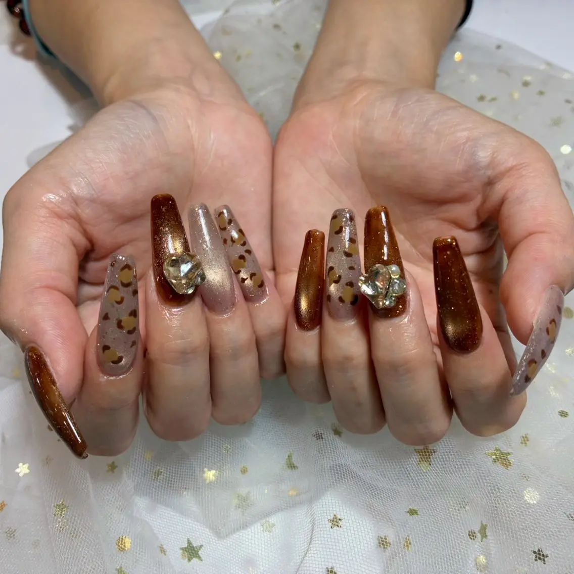 ネイル アニマル柄 マグネットネイル ネイルチップ U.MI Nail Salonのネイルデザイン